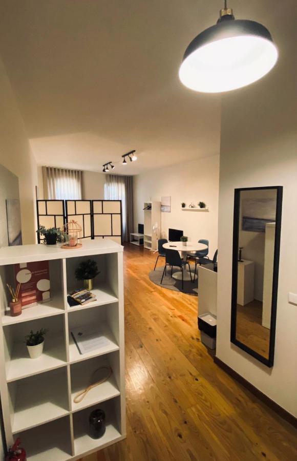 Studio Clerigos B Centro Do Porto Bagian luar foto